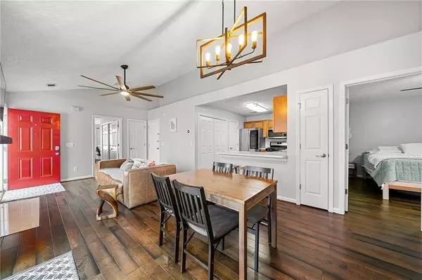 304 Paxton CT, Woodstock, GA 30188