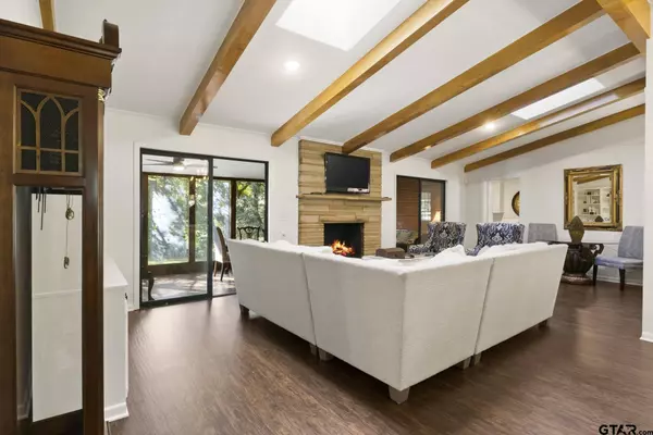 2203 Bob-O-Link, Mt Pleasant, TX 75455