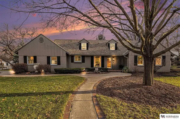 10705 Cedar Street, Omaha, NE 68124