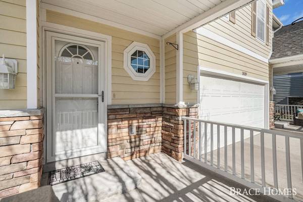 3037 Ledgestone NE Place #12, Grand Rapids, MI 49525