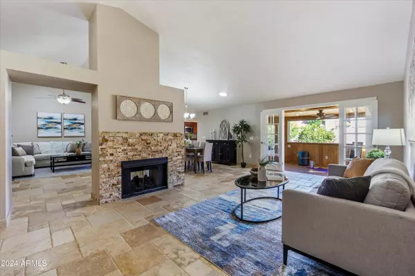 9070 E ASTER Drive, Scottsdale, AZ 85260