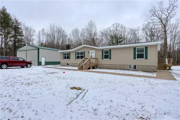 13585 Oswald Road, Drummond, WI 54832