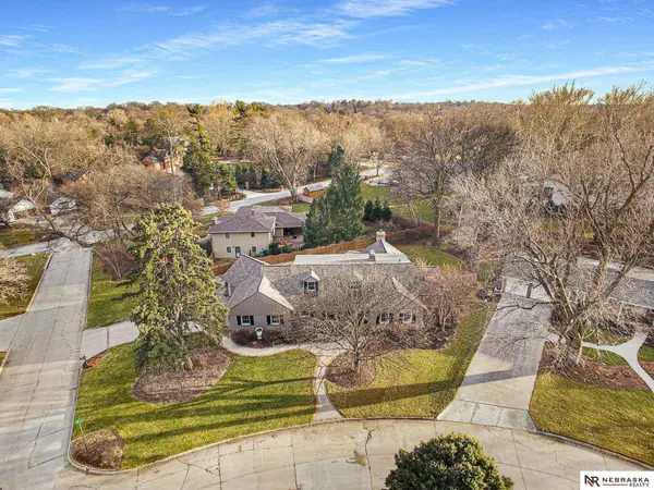 10705 Cedar Street, Omaha, NE 68124