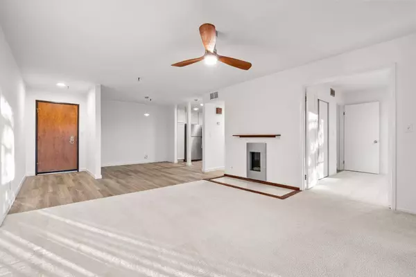 49 Showers DR W312, Mountain View, CA 94040