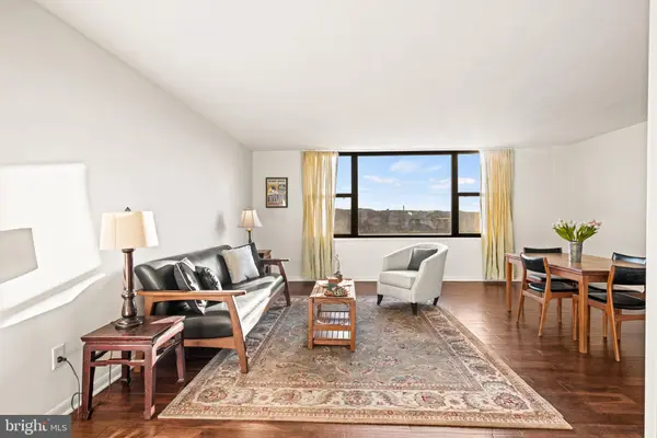 4600 DUKE ST #928, Alexandria, VA 22304