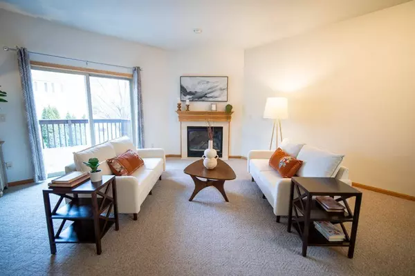 555 Kelvington Drive ##3, Sun Prairie, WI 53590