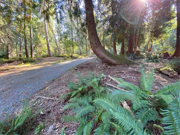 Lt 16 Sitka Grove, Gabriola Island, BC V0R 1X1