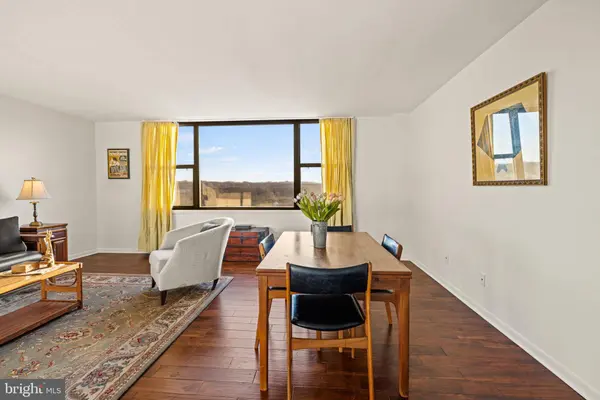 4600 DUKE ST #928, Alexandria, VA 22304