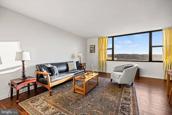 4600 DUKE ST #928, Alexandria, VA 22304