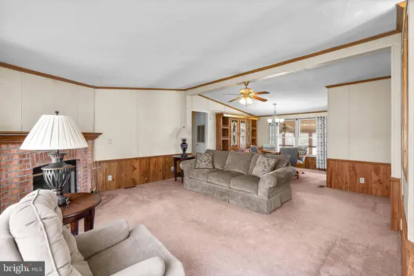 9 KERRIA LANE, Baltimore, MD 21220