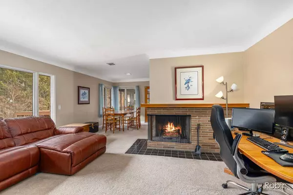 1533 7th NW Street, Grand Rapids, MI 49504