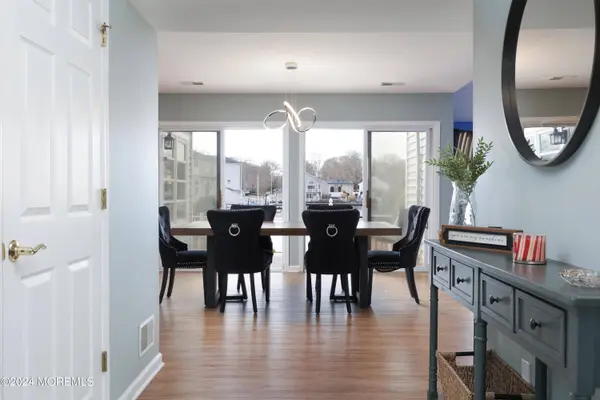 22 Elm Street, Bayville, NJ 08721