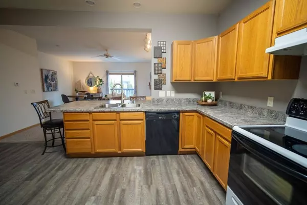 555 Kelvington Drive ##3, Sun Prairie, WI 53590