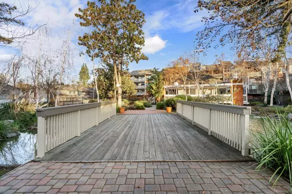 49 Showers DR W312, Mountain View, CA 94040