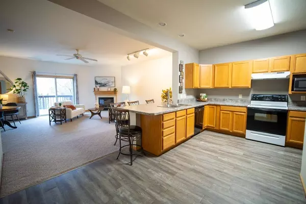 555 Kelvington Drive ##3, Sun Prairie, WI 53590