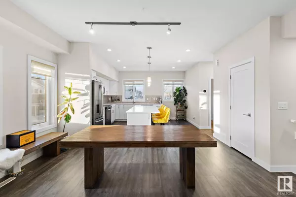 #7 1023 173 ST SW, Edmonton, AB T6W 3E4