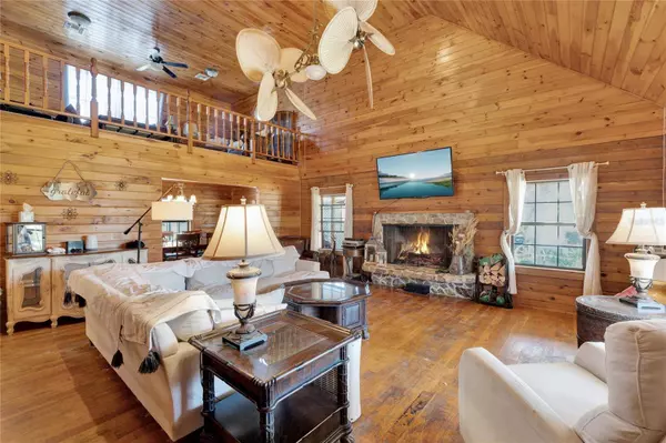 31717 LARKSPUR AVE, Eustis, FL 32736