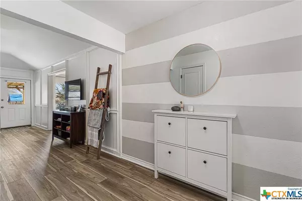 245 Cross Country DR, Hewitt, TX 76643