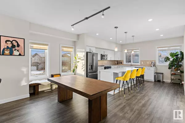 #7 1023 173 ST SW, Edmonton, AB T6W 3E4