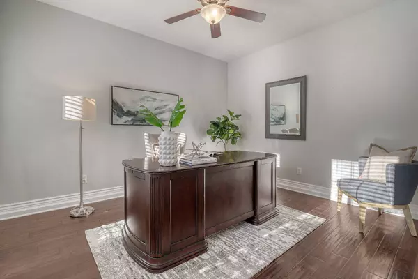 101 Marsh Hall Dr, North Charleston, SC 29418