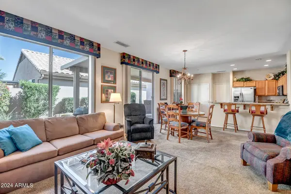 15818 W REMINGTON Drive, Surprise, AZ 85374