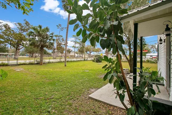 434 S LAKEVIEW DR, Lake Helen, FL 32744