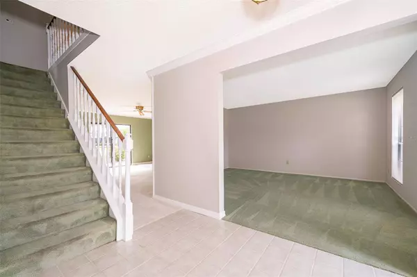 7972 SNOWBERRY CIR, Orlando, FL 32819