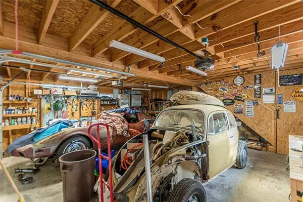 120 Watershed WAY, Fayetteville, GA 30215