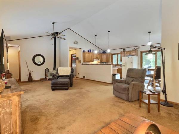 2030 PINEWOOD DR, Eagle River, WI 54521