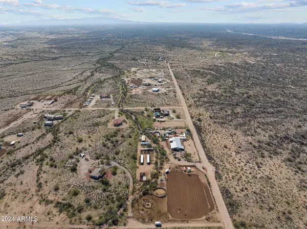 27 W Rising Star Way #-, Morristown, AZ 85342