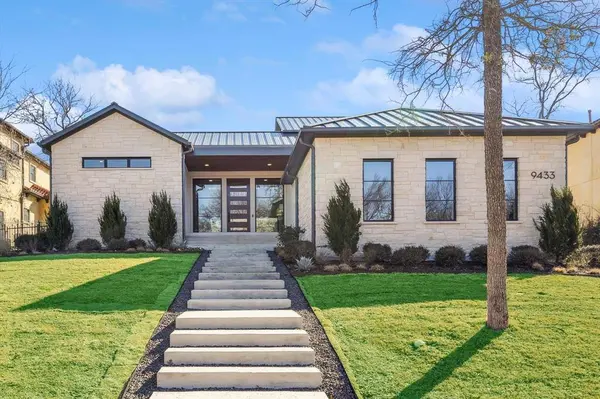 9433 Sagrada Park, Fort Worth, TX 76126