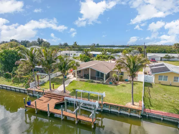 107 La Riviere RD, Cocoa Beach, FL 32931