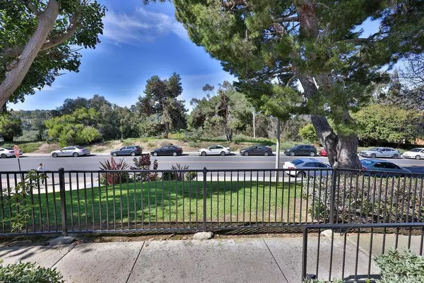3204 Caminito Eastbluff ##55, La Jolla, CA 92037