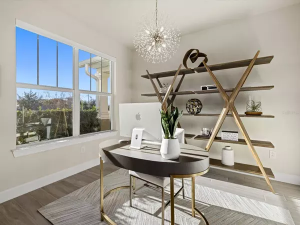 11932 PEBBLE DR, Bradenton, FL 34211