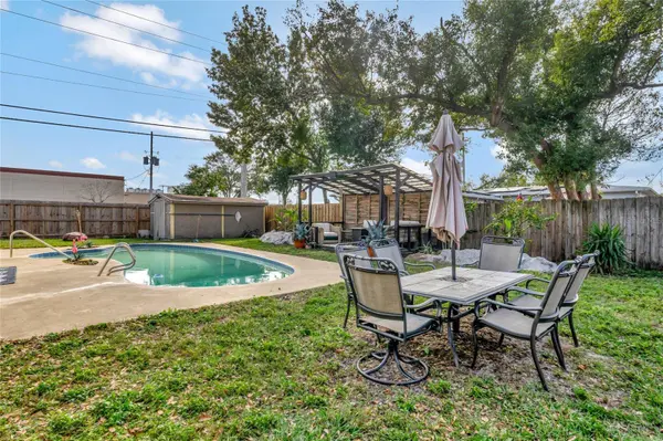 4320 DERBYSHIRE LN, Orlando, FL 32812