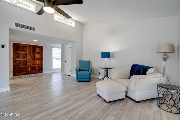 26026 S Jardin Drive, Sun Lakes, AZ 85248