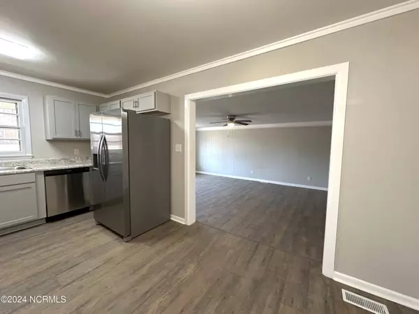 125 Arthur Court, Jacksonville, NC 28546