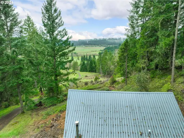 783 ROSEHIP LN, Camas Valley, OR 97416