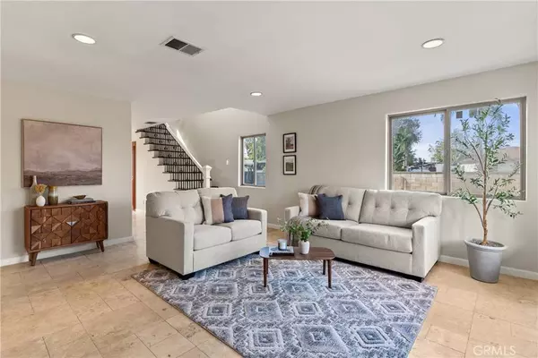 1720 N Slater AVE, Compton, CA 90222