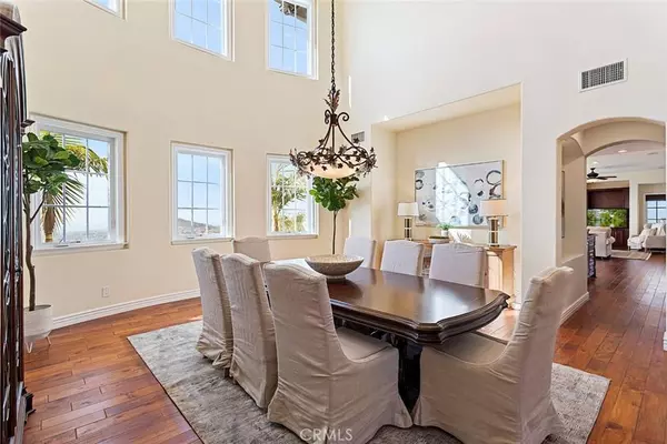 1117 S Pointe Premier, Anaheim Hills, CA 92807