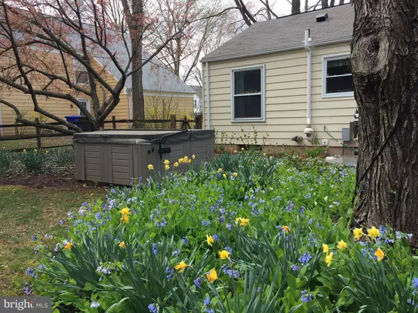 14005 POND VIEW RD, Silver Spring, MD 20905