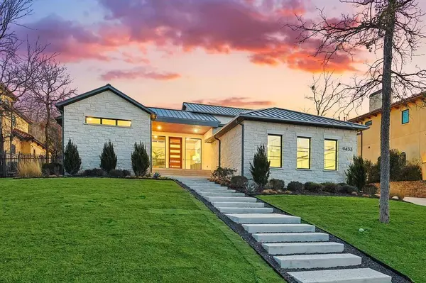 9433 Sagrada Park, Fort Worth, TX 76126