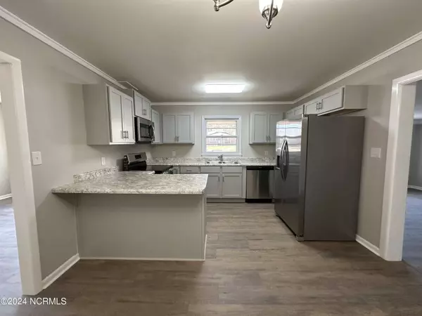 125 Arthur Court, Jacksonville, NC 28546