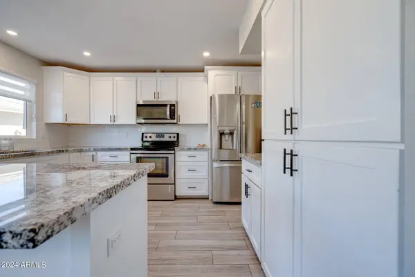 26026 S Jardin Drive, Sun Lakes, AZ 85248