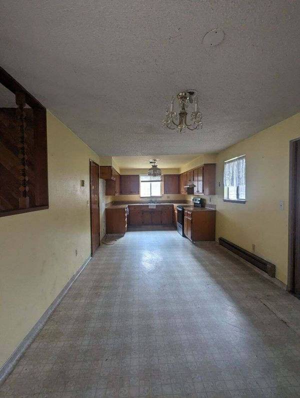 2141 Cullison Ln, Grants Pass, OR 97527