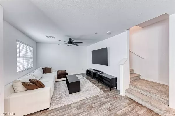 12268 Desert Light Road #2, Las Vegas, NV 89183