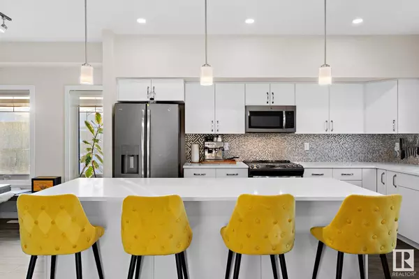 #7 1023 173 ST SW, Edmonton, AB T6W 3E4