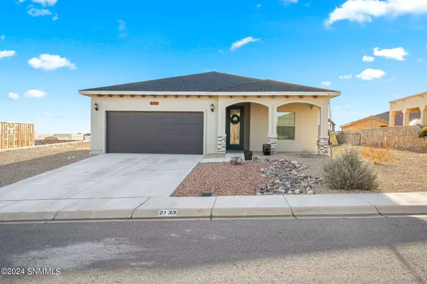 2133 Whitstone DR, Las Cruces, NM 88012