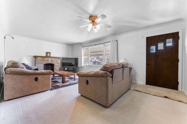 1500 N Beaver St, New Castle, PA 16105