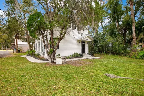 434 S LAKEVIEW DR, Lake Helen, FL 32744